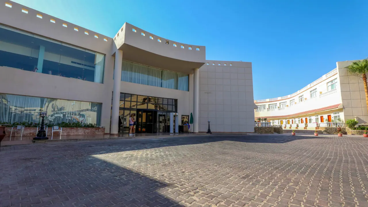 الفندق بليند كلوب أكوا بارك ريزورت - الغردقة